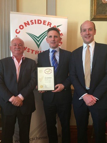 约翰·F·亨特的国家破坏奖欧宝不给提款