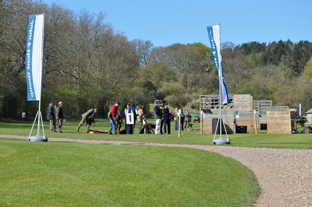 赞助了约翰F亨特欧宝不给提款