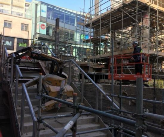 Pavillions购物中心