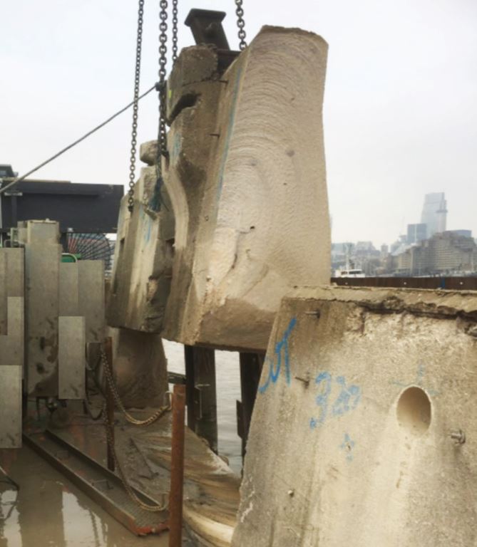 潮汐隧道室码头